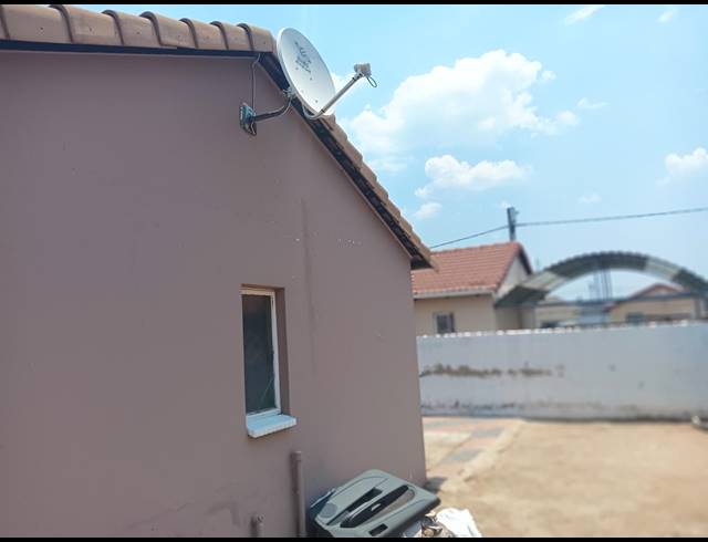 3 BEDROOM HOUSE FOR SALE IN WINDMILL PARK